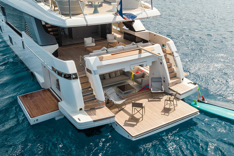 02 Global Yacht Management